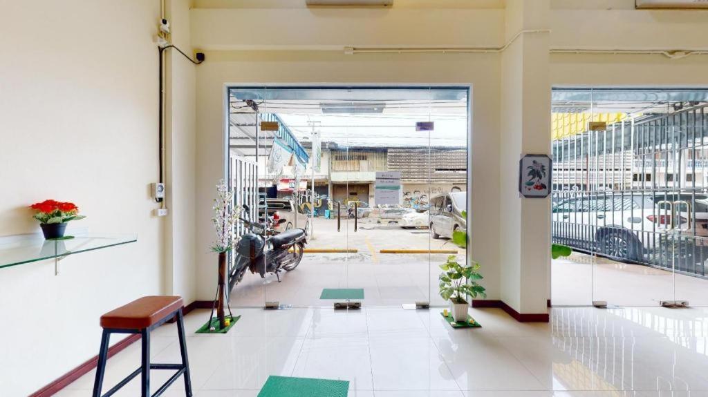 Hotel Smart Boutique à Nakhon Si Thammarat Extérieur photo