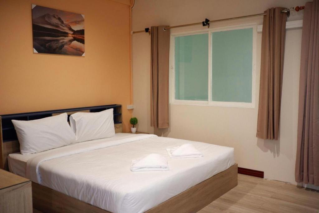 Hotel Smart Boutique à Nakhon Si Thammarat Extérieur photo